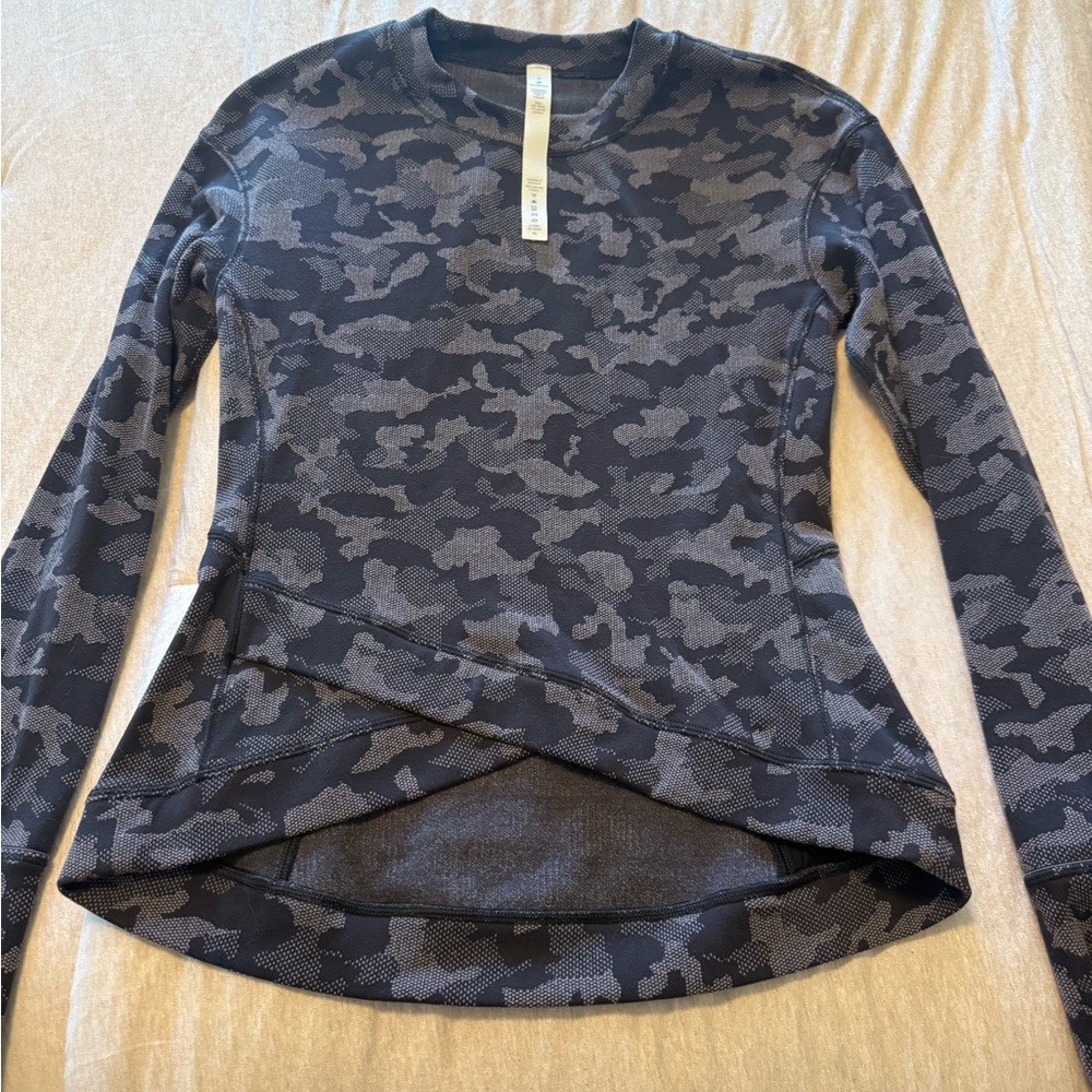 Lululemon Black Camouflage Shirt